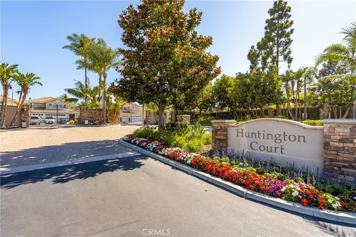 9121 Belcaro Drive, Huntington Beach, California 92646