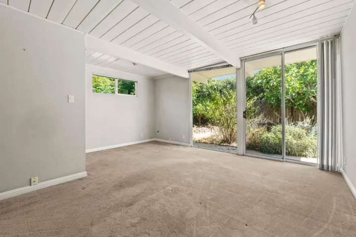 994 Loma Verde Avenue, Palo Alto, California 94303