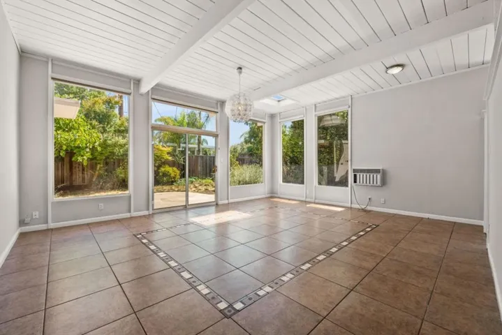 994 Loma Verde Avenue, Palo Alto, California 94303