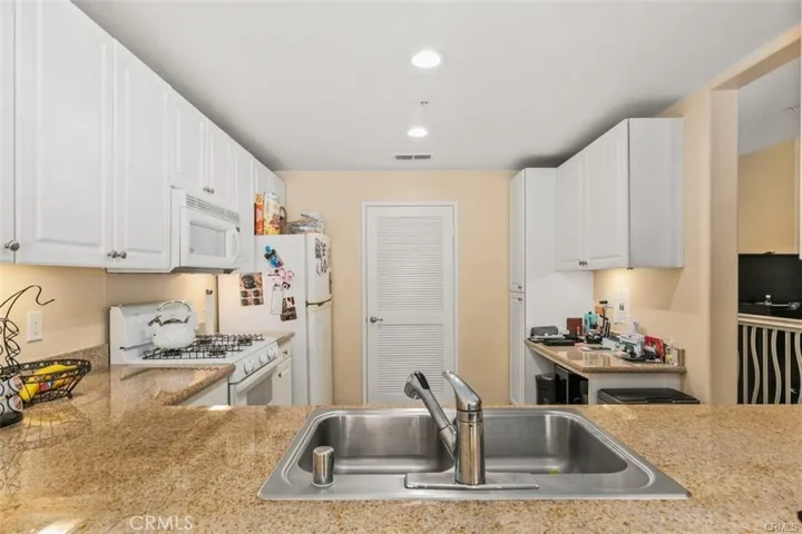 2269 Watermarke Place, Irvine, California 92612