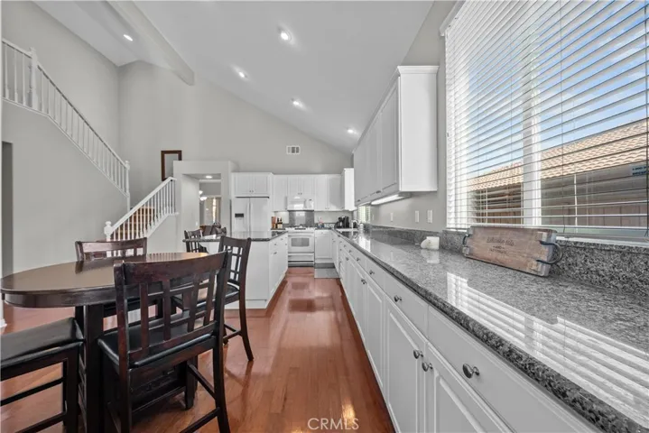 Kitchen / Family room