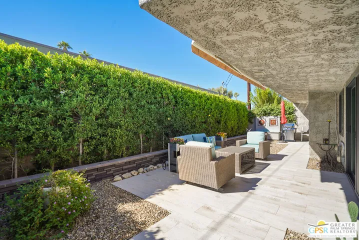 1111 E Ramon Road 2, Palm Springs, California 92264