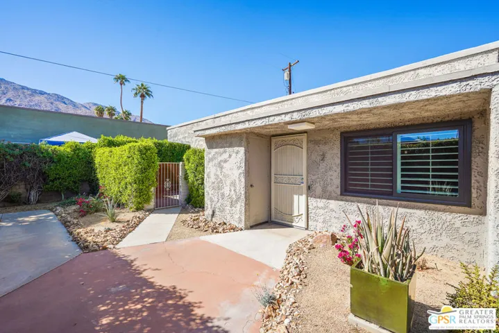 1111 E Ramon Road 2, Palm Springs, California 92264