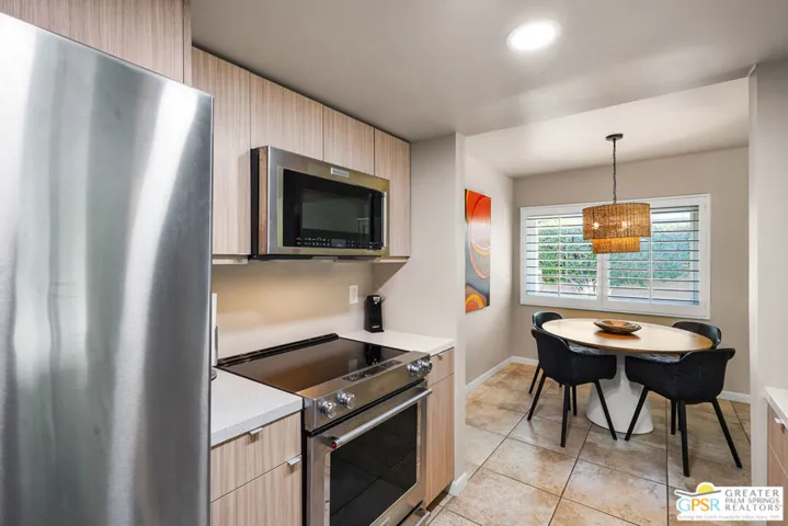 1111 E Ramon Road 2, Palm Springs, California 92264