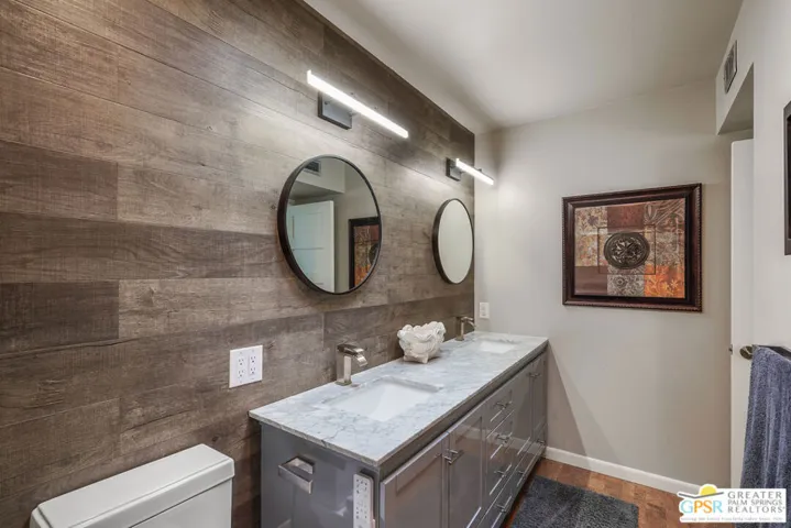 1111 E Ramon Road 2, Palm Springs, California 92264