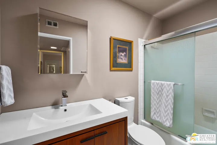 1111 E Ramon Road 2, Palm Springs, California 92264