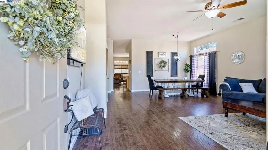 5221 Old Town Ln, Salida, California 95368