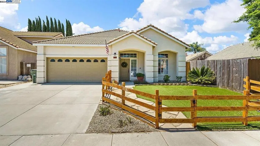 5221 Old Town Ln, Salida, California 95368
