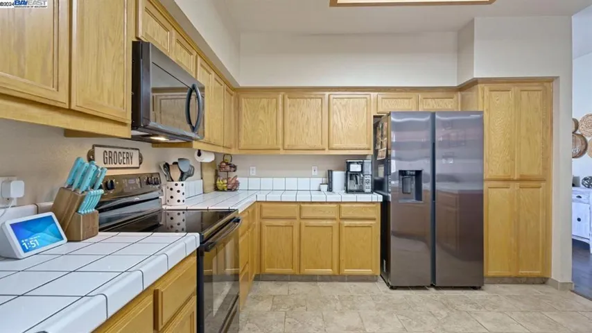 5221 Old Town Ln, Salida, California 95368