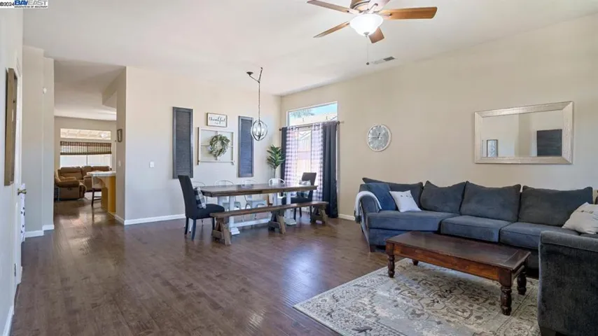 5221 Old Town Ln, Salida, California 95368
