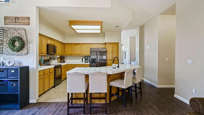 5221 Old Town Ln, Salida, California 95368