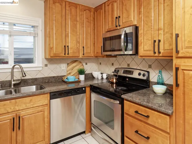 125 Banion Ct, San Pablo, California 94806