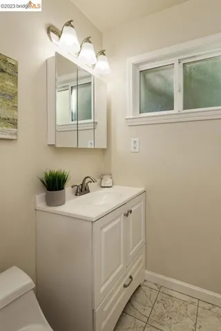 125 Banion Ct, San Pablo, California 94806