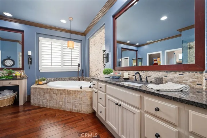 33 Teaberry Lane, Rancho Santa Margarita, California 92688