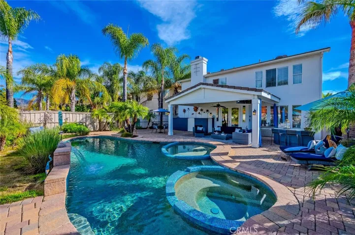 33 Teaberry Lane, Rancho Santa Margarita, California 92688