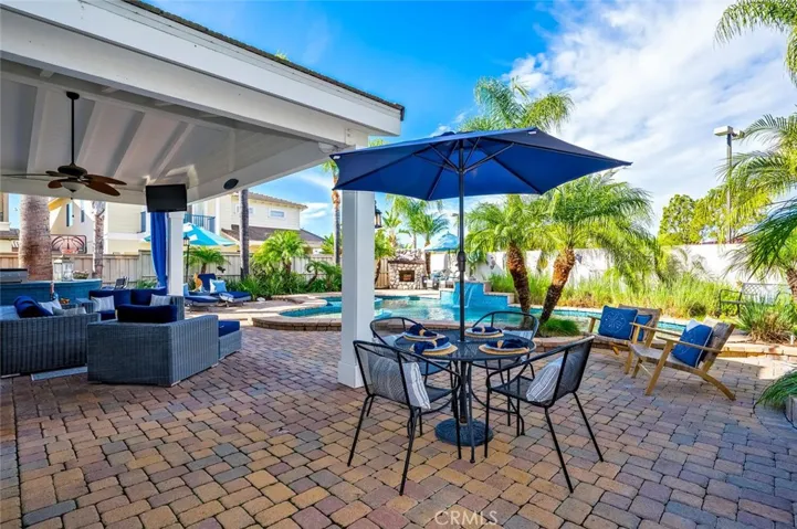 33 Teaberry Lane, Rancho Santa Margarita, California 92688