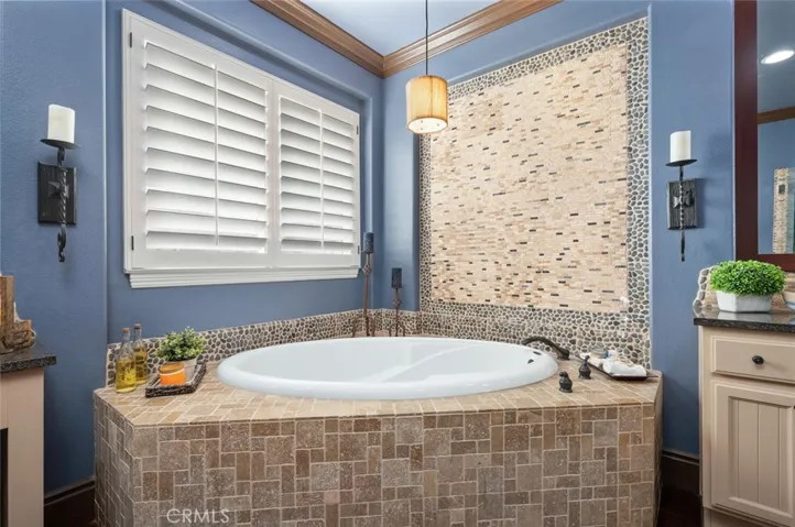 33 Teaberry Lane, Rancho Santa Margarita, California 92688