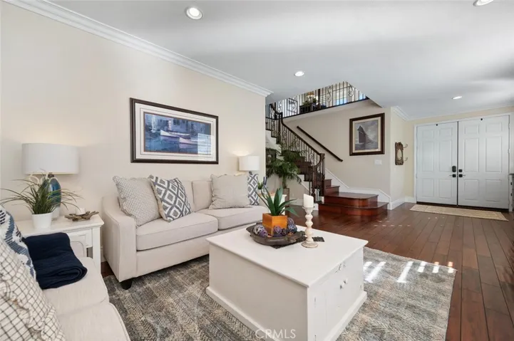 33 Teaberry Lane, Rancho Santa Margarita, California 92688