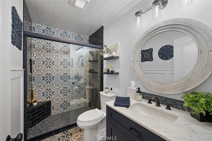 33 Teaberry Lane, Rancho Santa Margarita, California 92688