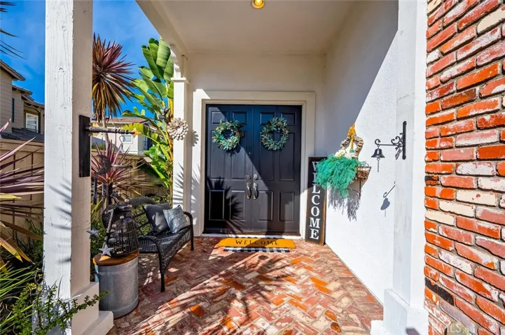 33 Teaberry Lane, Rancho Santa Margarita, California 92688