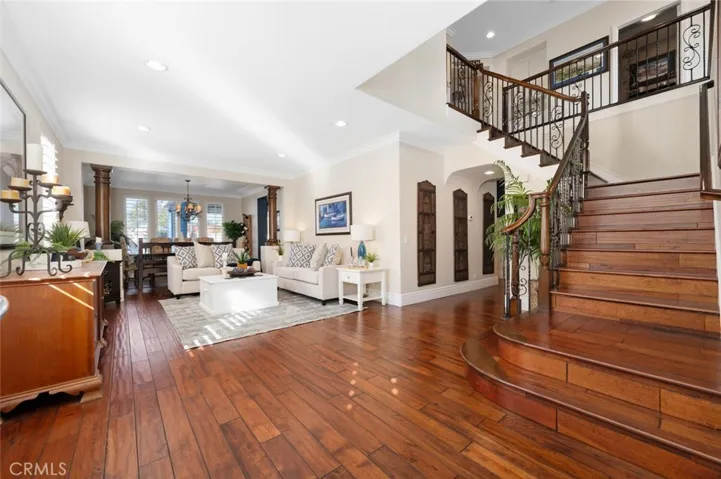 33 Teaberry Lane, Rancho Santa Margarita, California 92688