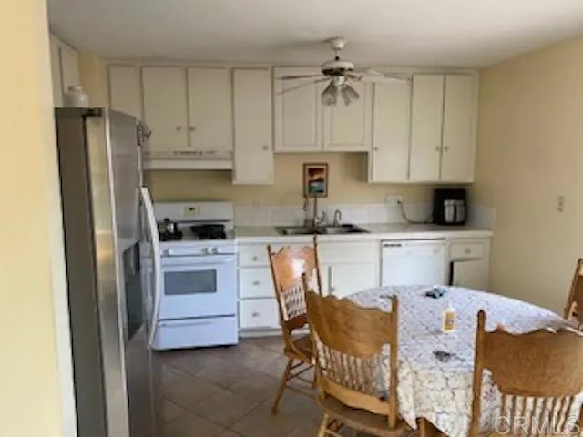 41220 Via Aguila, Temecula, California 92591