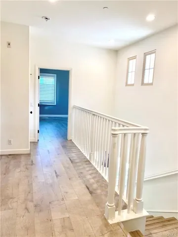 37 Modena, Irvine, California 92618