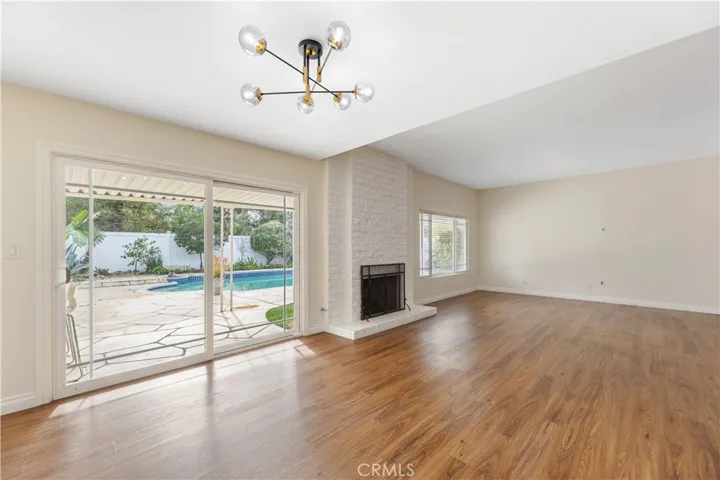 21228 Lighthill Drive, Topanga, California 90290