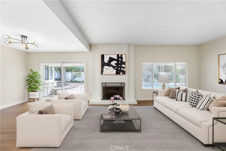 21228 Lighthill Drive, Topanga, California 90290