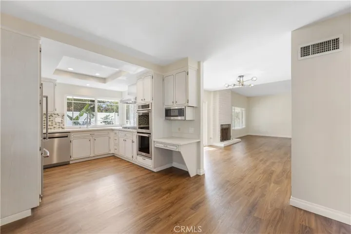 21228 Lighthill Drive, Topanga, California 90290