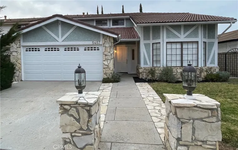 Home Picture front yard
