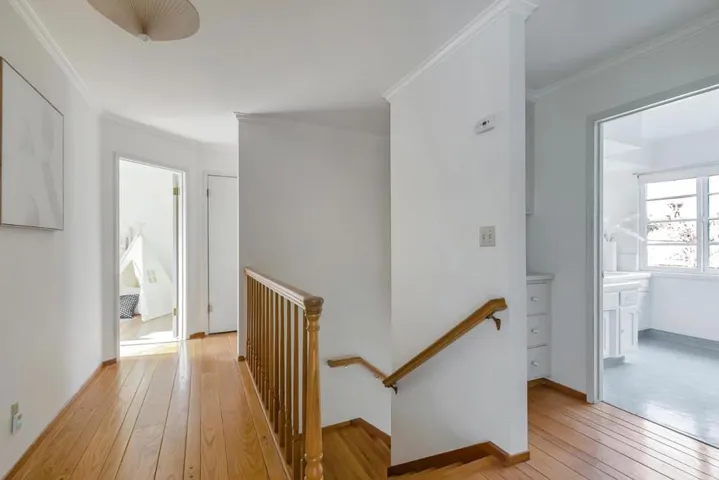 20758 Seaton Avenue, Saratoga, California 95070