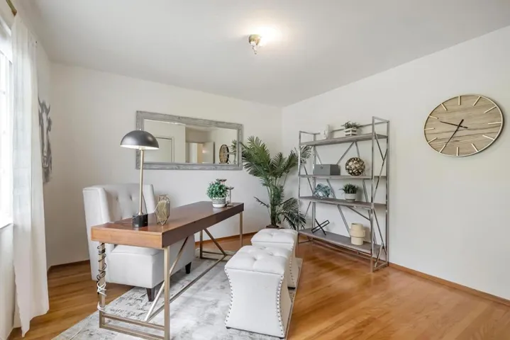 20758 Seaton Avenue, Saratoga, California 95070