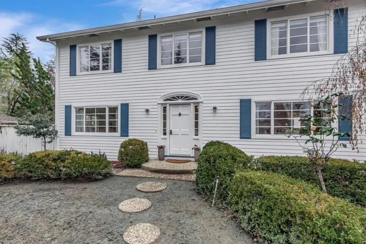 20758 Seaton Avenue, Saratoga, California 95070