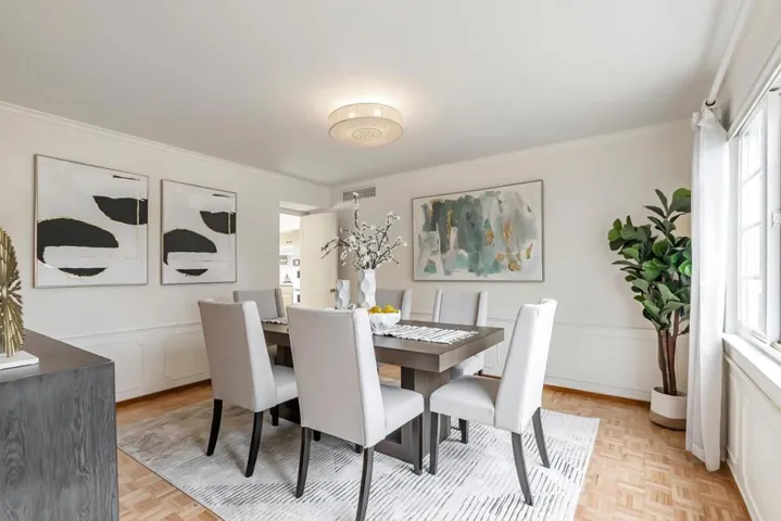 20758 Seaton Avenue, Saratoga, California 95070