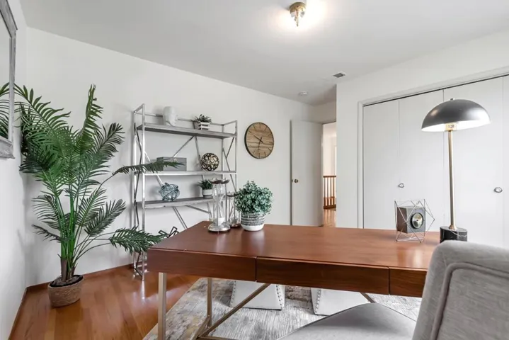 20758 Seaton Avenue, Saratoga, California 95070