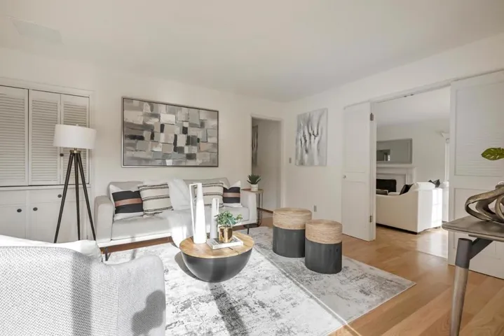 20758 Seaton Avenue, Saratoga, California 95070