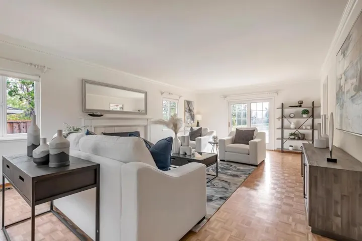 20758 Seaton Avenue, Saratoga, California 95070
