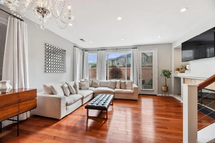 18880 Caminito Cantilena 63, San Diego, California 92128