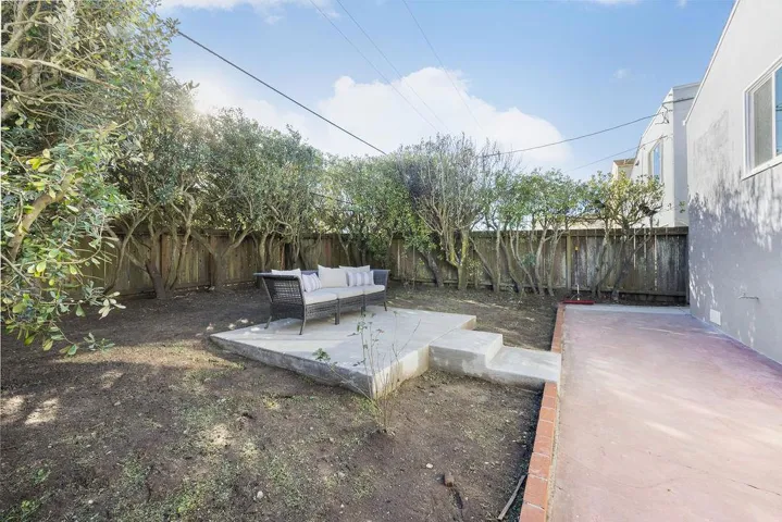 283 Fairlawn Ave., Daly City, California 94015
