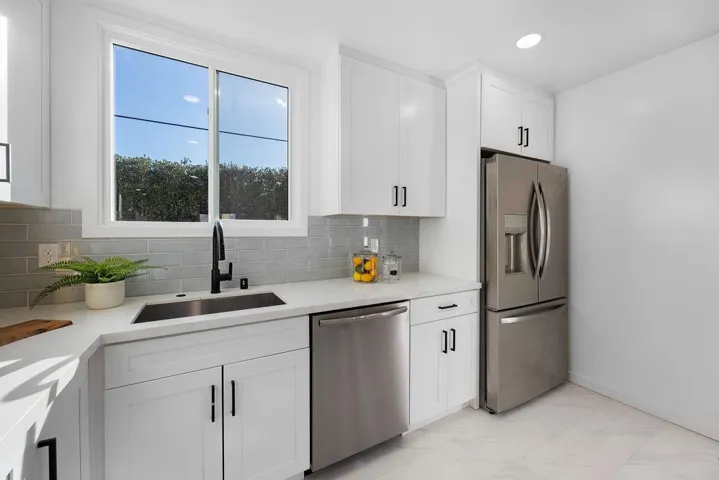 283 Fairlawn Ave., Daly City, California 94015