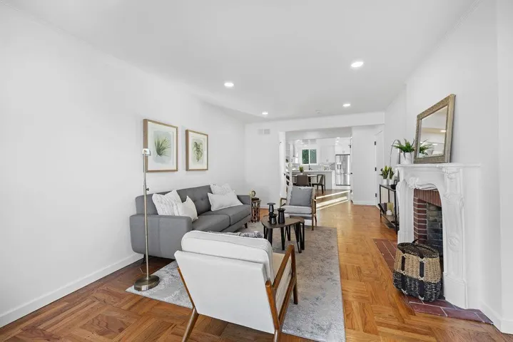 283 Fairlawn Ave., Daly City, California 94015