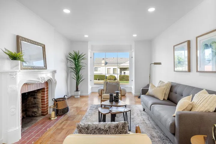 283 Fairlawn Ave., Daly City, California 94015