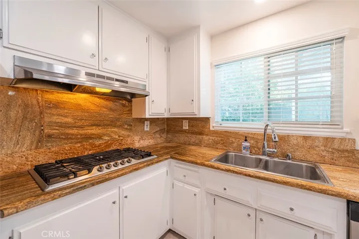 23512 Frigate Avenue, Carson, California 90745