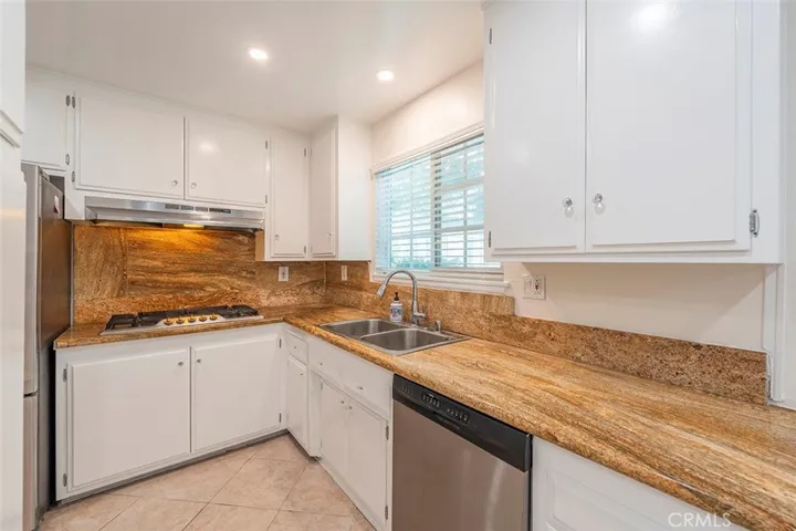 23512 Frigate Avenue, Carson, California 90745