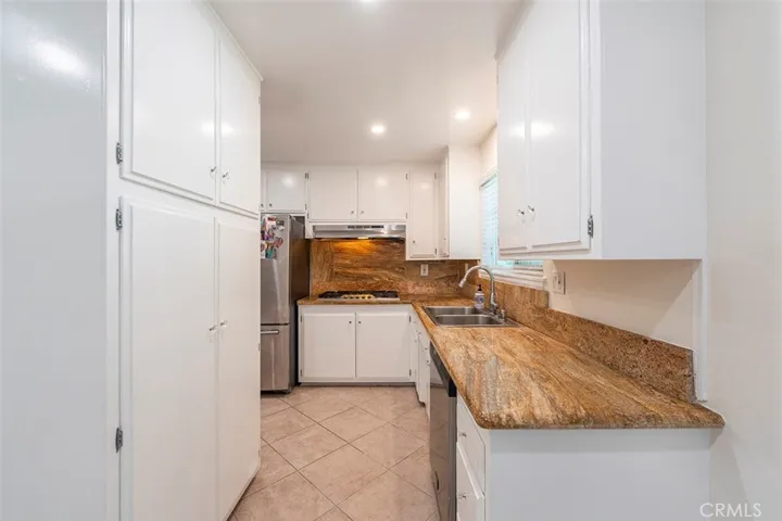 23512 Frigate Avenue, Carson, California 90745