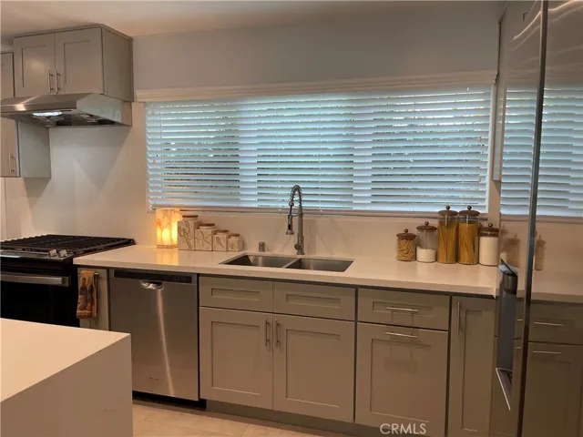 208 Via Lido Soud, Newport Beach, California 92663