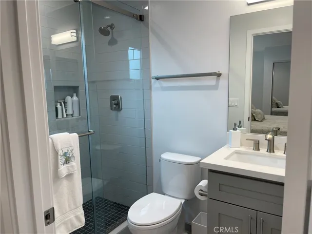 Main 
Bedroom Bath