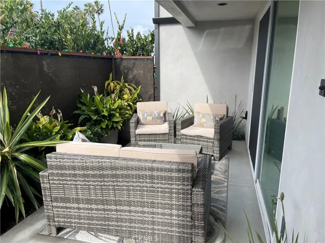208 Via Lido Soud, Newport Beach, California 92663