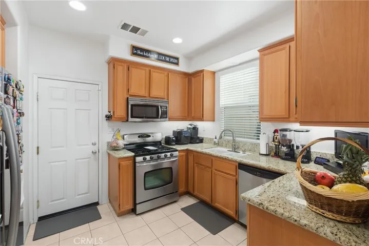 3356 Brou Lane, Riverside, California 92503